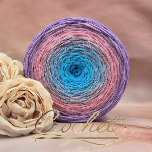 SZNUREK OMBRE POLIESTROWY 5mm PŁASKI – CROCHET – BŁĘKITNY/ZAWILEC/LAWENDA 245m