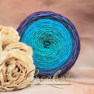 SZNUREK OMBRE POLIESTROWY 5mm – PŁASKI – OCEAN WRZOSU 245m CROCHET