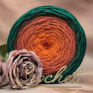 SZNUREK OMBRE POLIESTROWY 5mm – PŁASKI – JESIENNA POLANA 230m CROCHET