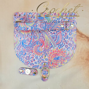KLAPKA DO TOREBKI SKÓRZANA – CROCHET – CHABROWO CZERWONY PRINT 20x18cm RĄCZKA OKUCIA ZŁOTE IT – PINK EDITION