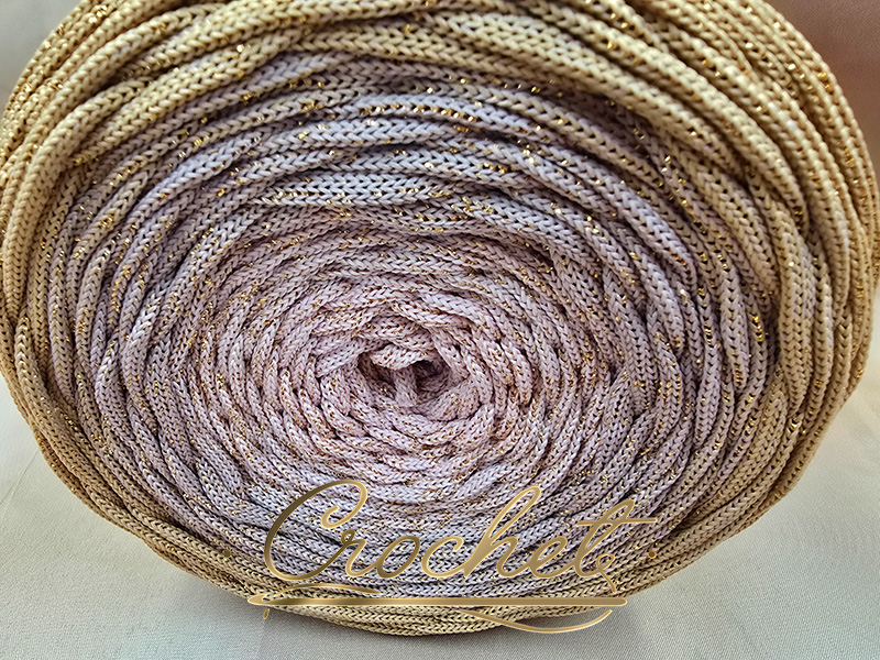 SZNUREK OMBRE POLIESTROWY 5mm – PŁASKI – ROSE GLOW + BŁYSZCZĄCA NIĆ 230m CROCHET SZNUREK OMBRE POLIESTROWY 5mm - PŁASKI - ROSE GLOW + BŁYSZCZĄCA NIĆ 230m CROCHET - obrazek 3
