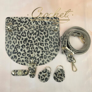 ZESTAW SKÓRZANY OZDOBNY WZORKI – 20x18cm RĄCZKA PANTERKA OKUCIA SREBRNE IT3 – BEIGE EDITION