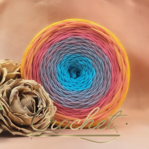 SZNUREK OMBRE POLIESTROWY 5mm – PŁASKI – SŁONECZNE NIEBO 250m – CROCHET